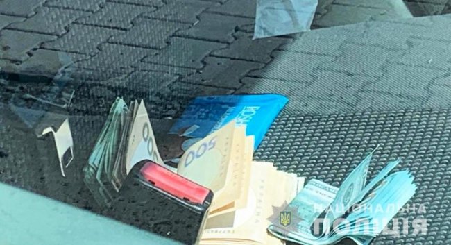 Двоє киян, представившись тероборонівцями, вимагали у луцького підприємця неіснуючий борг  