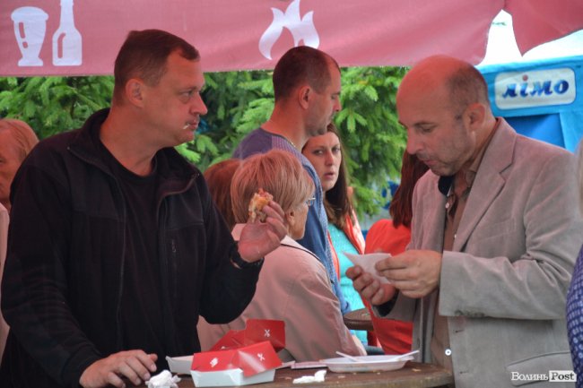 Пісні та вареники: у Луцьку відбувся фестиваль національної кухні. ФОТО