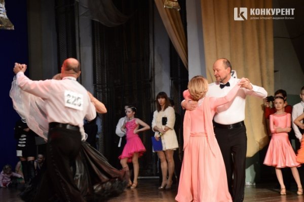 Як у Луцьку танцювали «сеньйори»