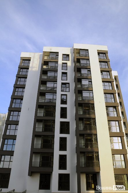 Як «росте» луцька «Супернова». ФОТО. ВІДЕО