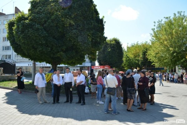 У Луцьку прощалися з загиблим бійцем «Азову». ФОТО. ВІДЕО