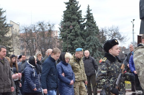 У Луцьку прощалися із загиблим «кіборгом». ФОТО