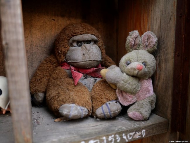 Місце, де живе дитинство: у львівському дворі облаштували «притулок для іграшок». ФОТО