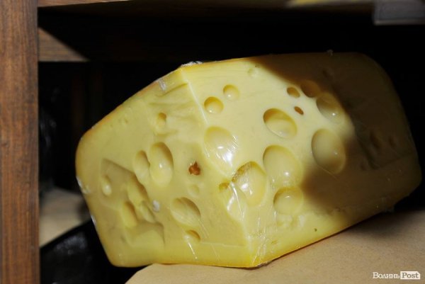 У Луцьку відкрили новий магазин «Сирне королівство»*