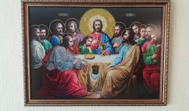 «Бувало, що вставав о 4 ранку і до 6 вишивав»: лікар з Волині розповів про своє захоплення 