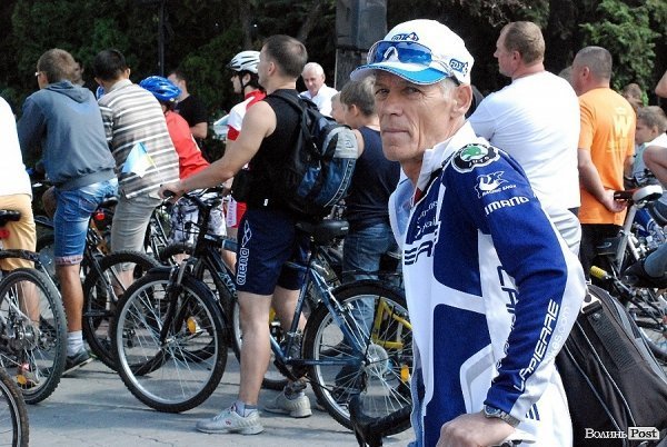 Масовий велопробіг до Дня Незалежності в Луцьку. ФОТО