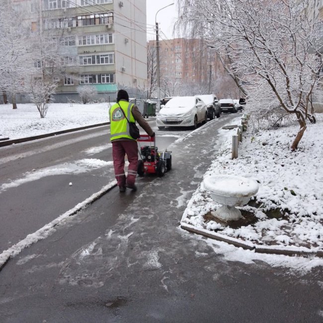 Засніжило знову в українських містах: де саме