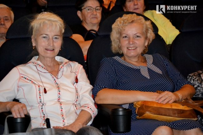 У Луцьку пенсіонерам показували фільм про Симона Петлюру. ФОТО