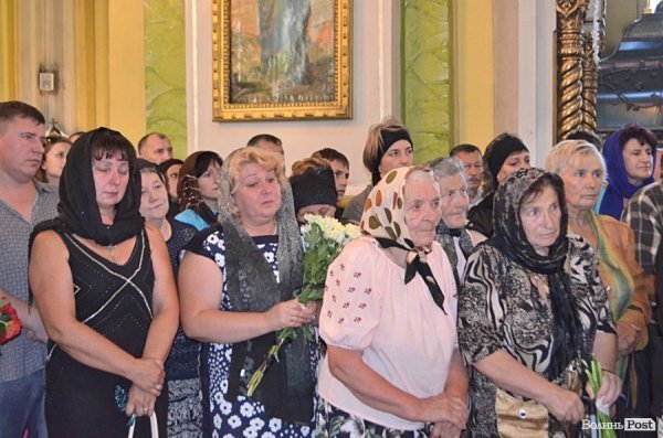 У Луцьку прощалися з загиблим «айдарівцем». ФОТО