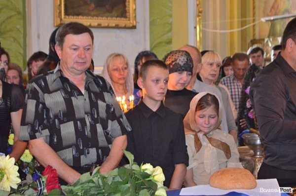 У Луцьку прощалися з загиблим «айдарівцем». ФОТО