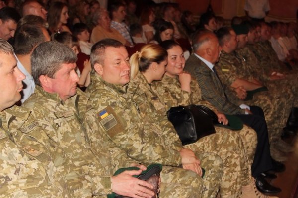 У Луцьку вручали нагороди військовослужбовцям з нагоди Дня прикордонника. ФОТО