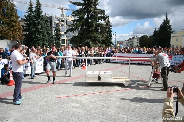 У Луцьку агітували за тверезе життя. ФОТО
