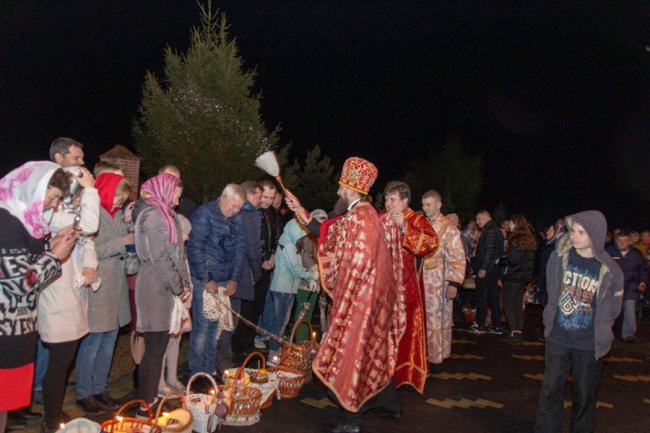Пасхальне богослужіння у храмі в Жидичині. ФОТО