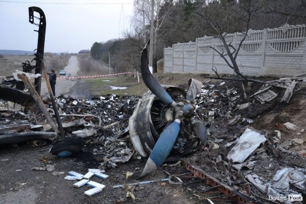 Подробиці падіння літака поблизу Луцька. ФОТО