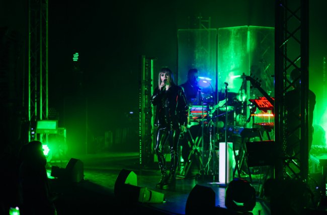 У луцькому «Промені» відгримів концерт гурту «The Hardkiss». ФОТО