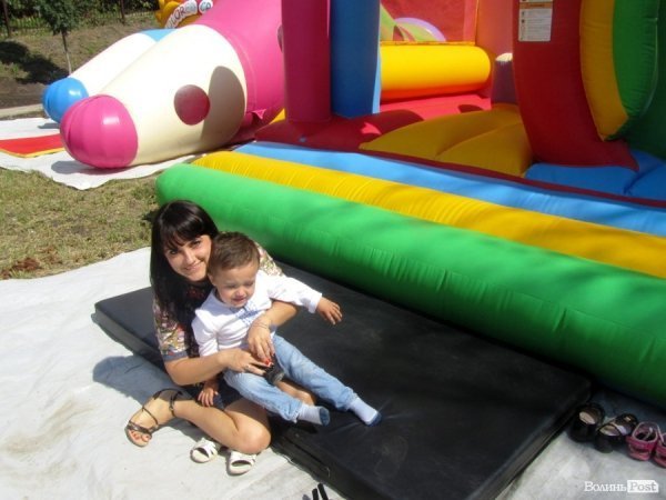 У Луцьку відкрили «Діснейленд». ФОТО