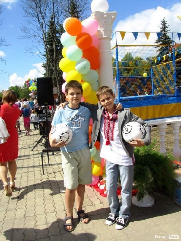 У Луцьку відкрили «Діснейленд». ФОТО