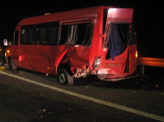 На Рівненщині іномарка врізалась в маршрутку. ФОТО. ВІДЕО