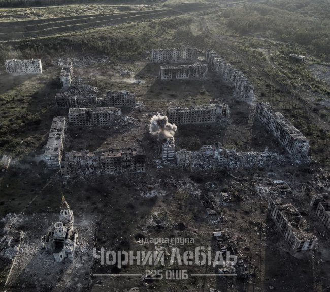 Місто-привид: моторошні фото Часового Яру