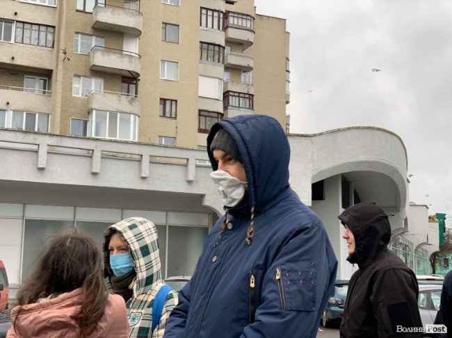 «Геть аваковірус»: у Луцьку вимагають звільнити Авакова. ФОТО