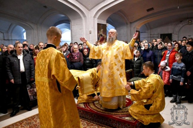 Очільник УПЦ (МП) Нафанаїл закликав гідно підготуватися до Різдва