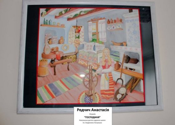 У Ковелі пологовий та лікарню прикрасили дитячими картинами. ФОТО