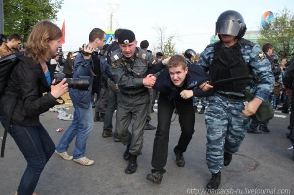 Як у Росії ламають опозицію. ФОТО. ВІДЕО