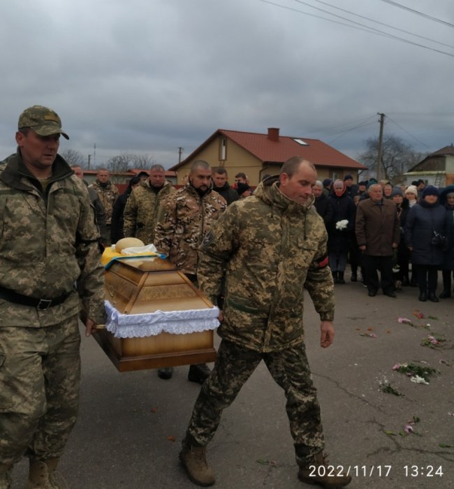 На Волині попрощалися із загиблим гранатометником Олександром Смідюком. ФОТО