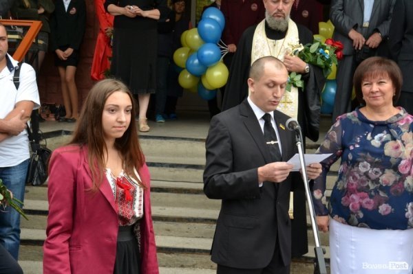 Депутати Ткачук і Яручик привітали луцьких школярів з Першим вересня. ФОТО*