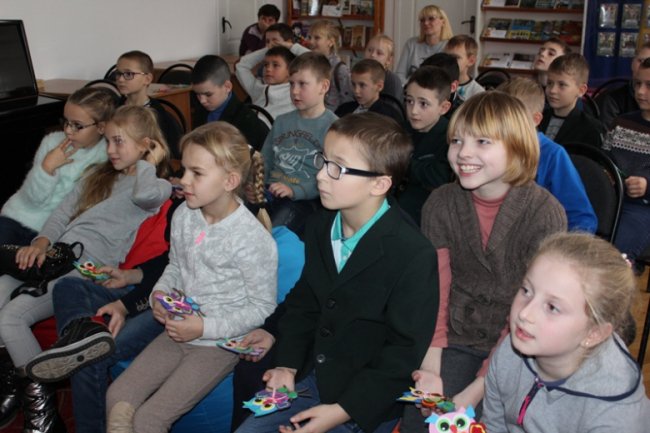 Дебютував перший на Волині театр тіней при бібліотеці. ФОТО