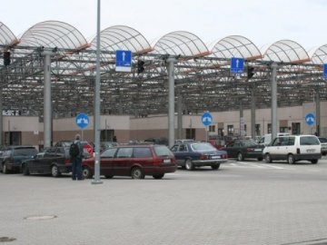 На кордоні з Польщею скупчилося понад тисяча автомобілів