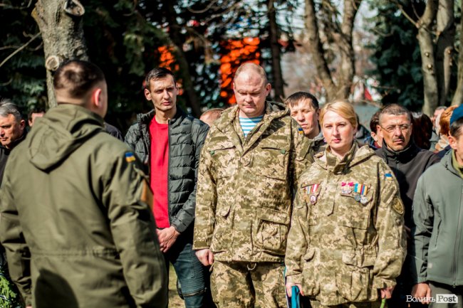 У Луцьку ходою і молитвами вшанували мужність та героїзм добровольців. ФОТО