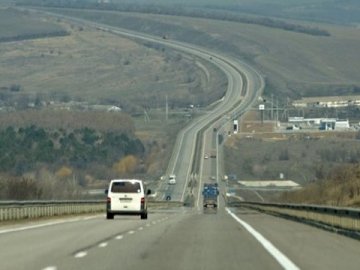 Якими дорогами водіям зараз найкраще їхати на Захід України: рекомендація Мінінфраструктури