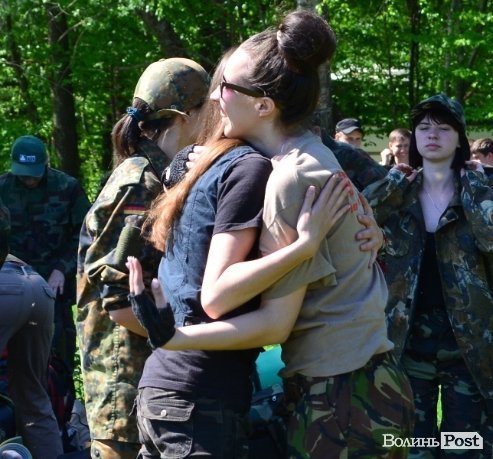 Дві сотні юнаків і дівчат «зникли» у волинських лісах на три дні. ФОТО. ВІДЕО