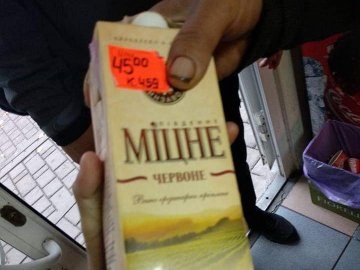 У Луцьку на «Північному» незаконно торгували алкоголем уночі