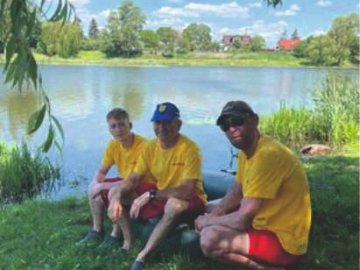 У луцькому ставку ледь не втопилася жінка