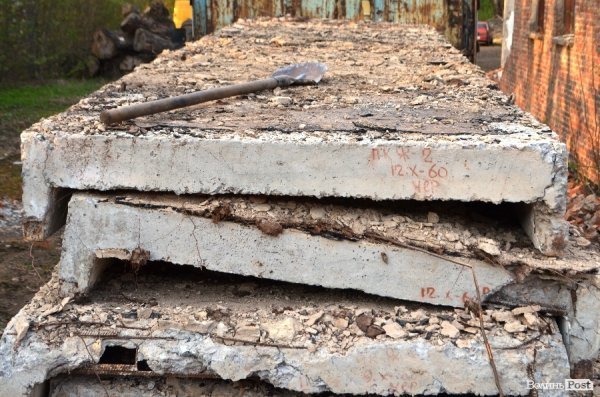 Під Луцьком незаконно розбирали колишню військову частину?