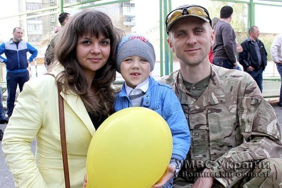 На Волині зустрічали міліціонерів, які забезпечували охорону у зоні АТО. ФОТО