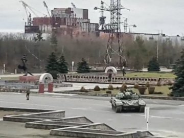 Окупанти зберігають в Чорнобилі сотні тонн боєприпасів