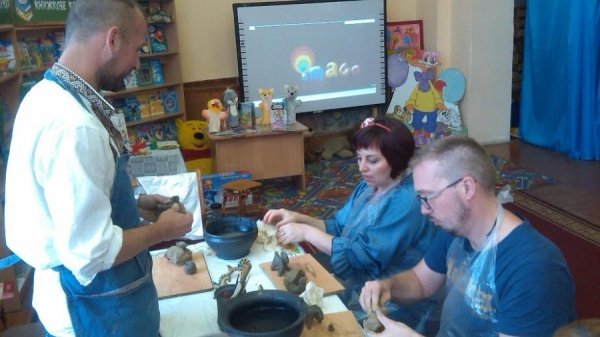 У Луцьку шведи та українці долали стереотипи за допомогою мистецтва. ФОТО