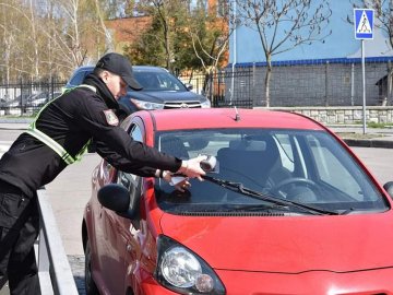 Де у Луцьку найчастіше штрафують «автоандонів»