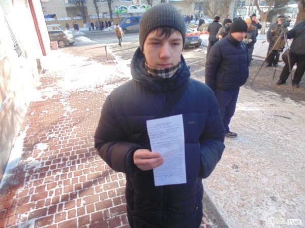 У Луцьку - пікет міліції. ФОТО. ВІДЕО