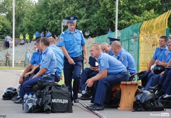 «Волинь» - «Карпати»:  історія однієї нічиєї в фото