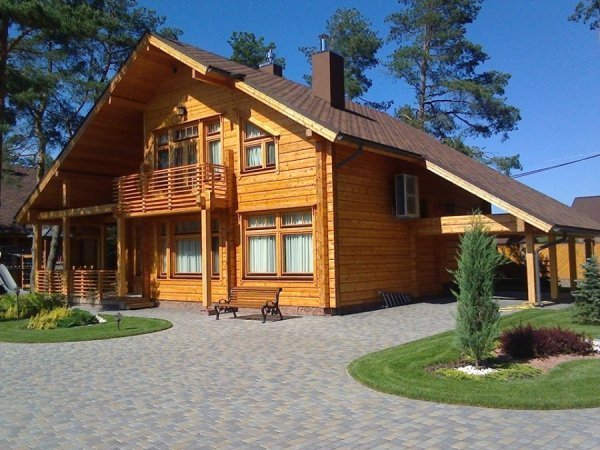 «Правий сектор» знайшов маєтки Симоненка на Світязі. ФОТО