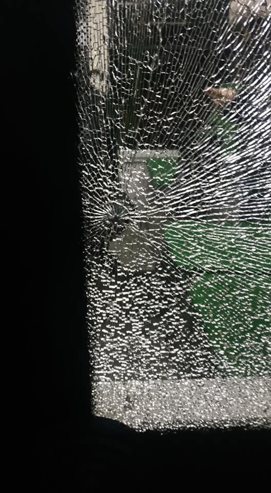 У Львові обстріляли автобус з пасажирами. ФОТО