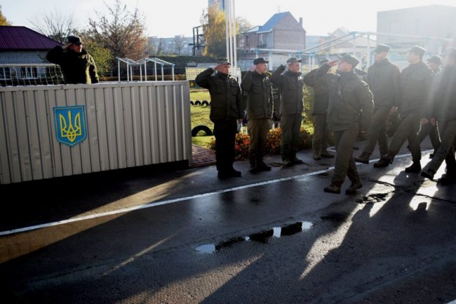 У Луцьку військових-строковиків звільнили  в запас. ФОТО