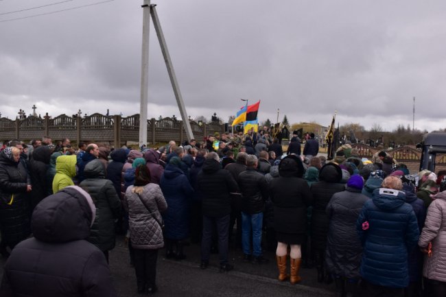 Волинь попрощалася із загиблим воїном. ФОТО