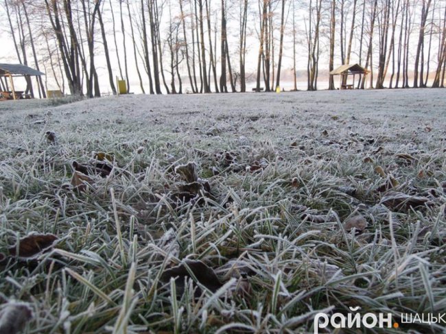 Іній та крига: морозний ранок у Шацьку. ФОТО