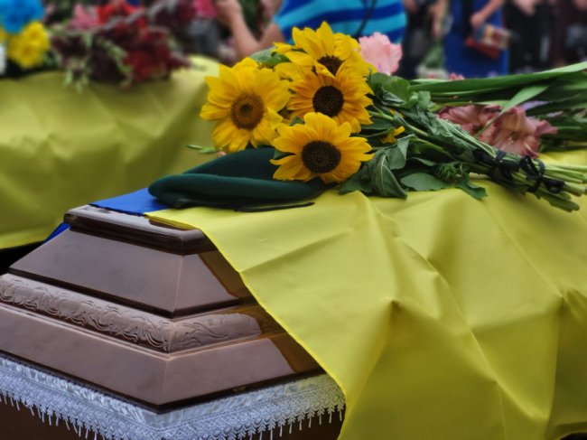 У Ковелі попрощалися з військовими, які загинули в ДТП. ФОТО