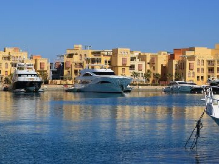 Війна в Ірані відроджує забутий вид подорожей: що обирають туристи